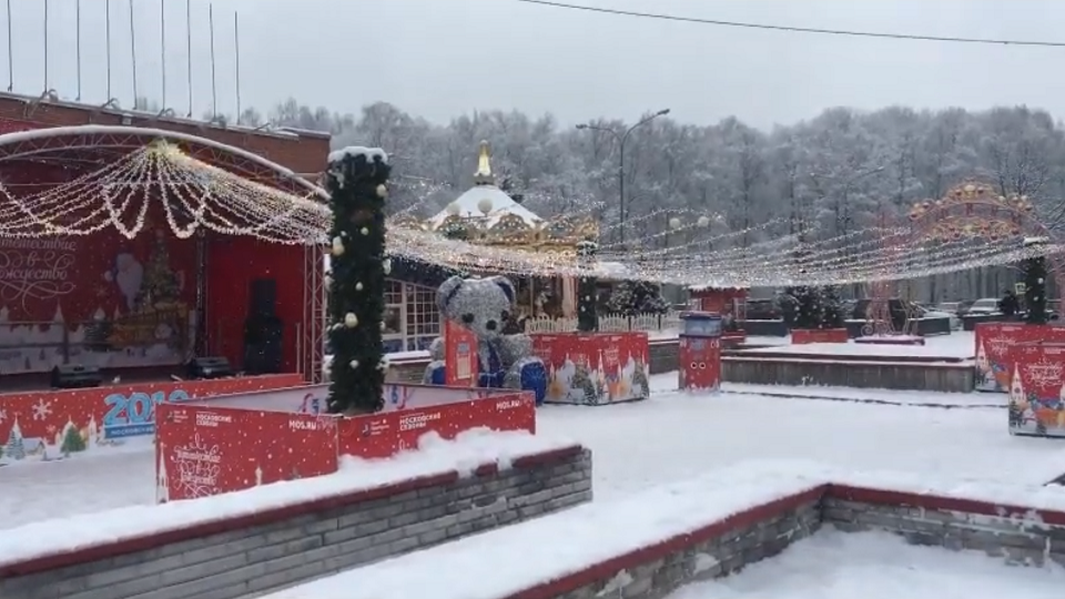 Новомосквичи смогут окунуться в сказочную атмосферу зимних праздников