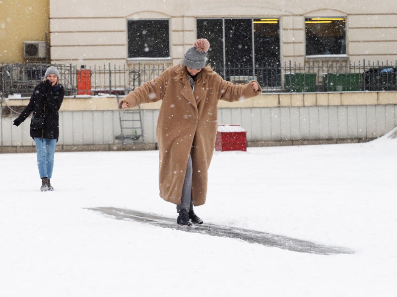 Снег и гололедица ждут Москву во вторник