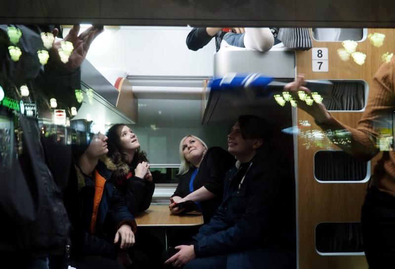 Пассажиры оценили новый плацкартный вагон. Фото: Cергей Шахиджанян