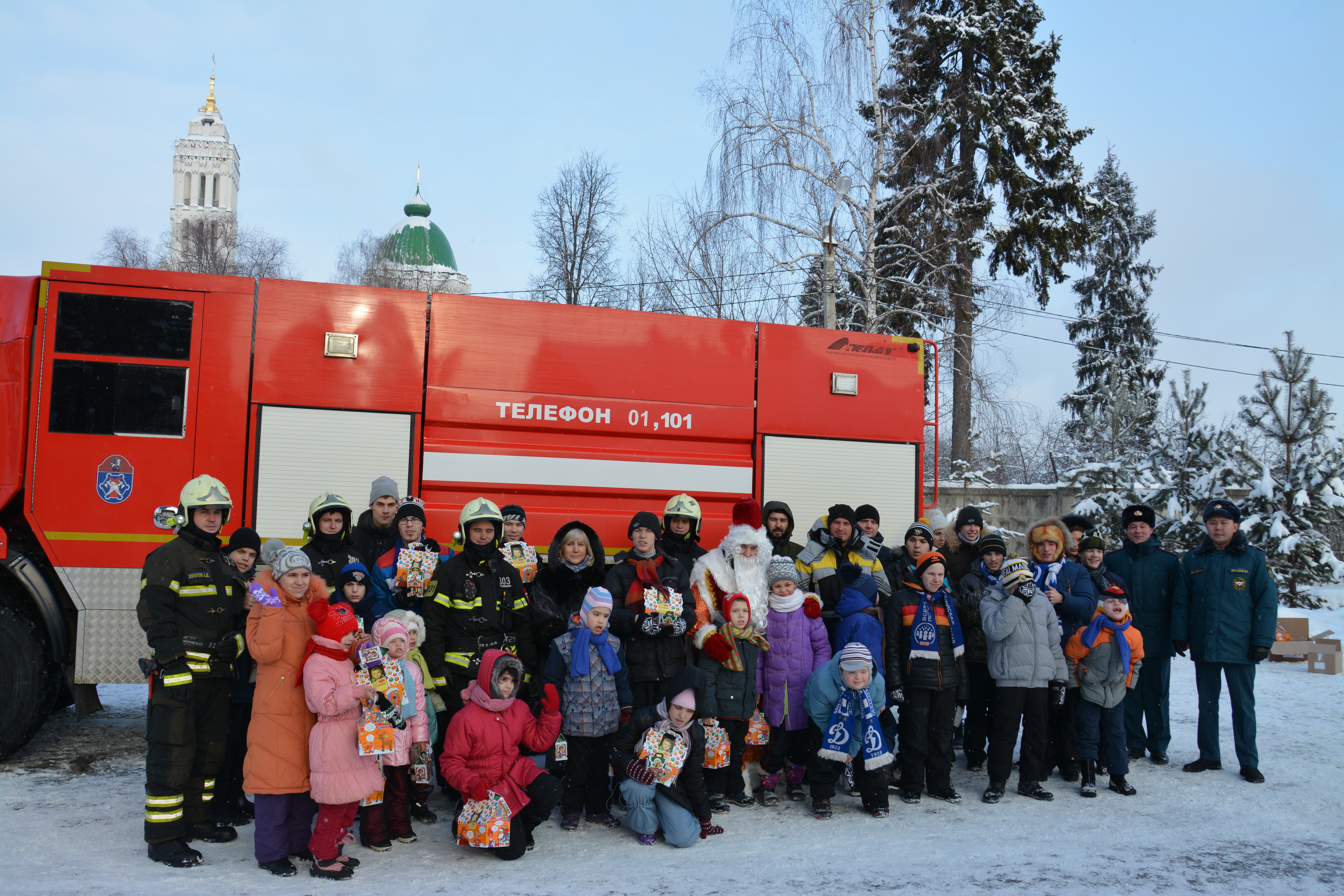 Пожарные провели предновогодний праздник в Филимонковском
