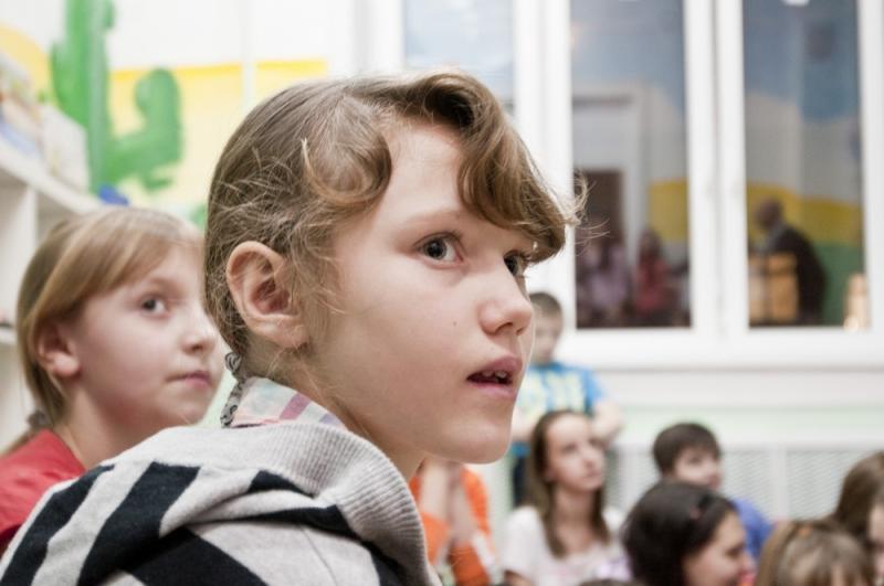 Дети из реабилитационного центра в Первомайском получат подарки