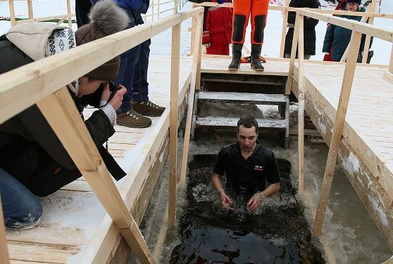 Организация обеспечения безопасности людей в местах проведения Крещенских купаний на водных объектах города Москвы 18-19 января 2019 г.