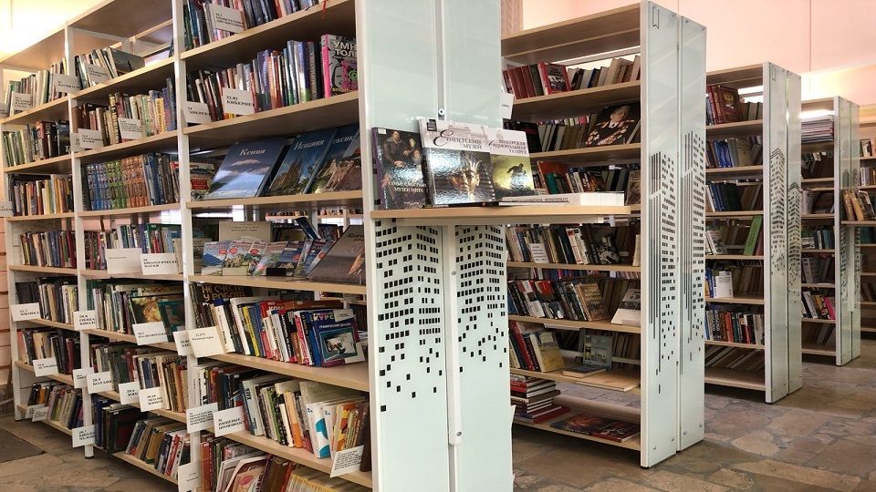 Более 200 новых книг поступило в библиотеку №259 в поселении Московский