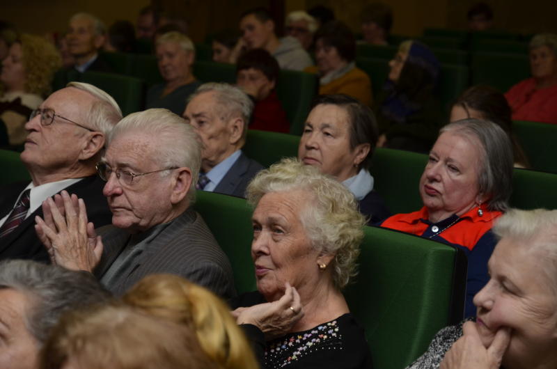 Жителей старшего возраста пригласили послушать лекции по финансовой безопасности. Фото: Анна Быкова