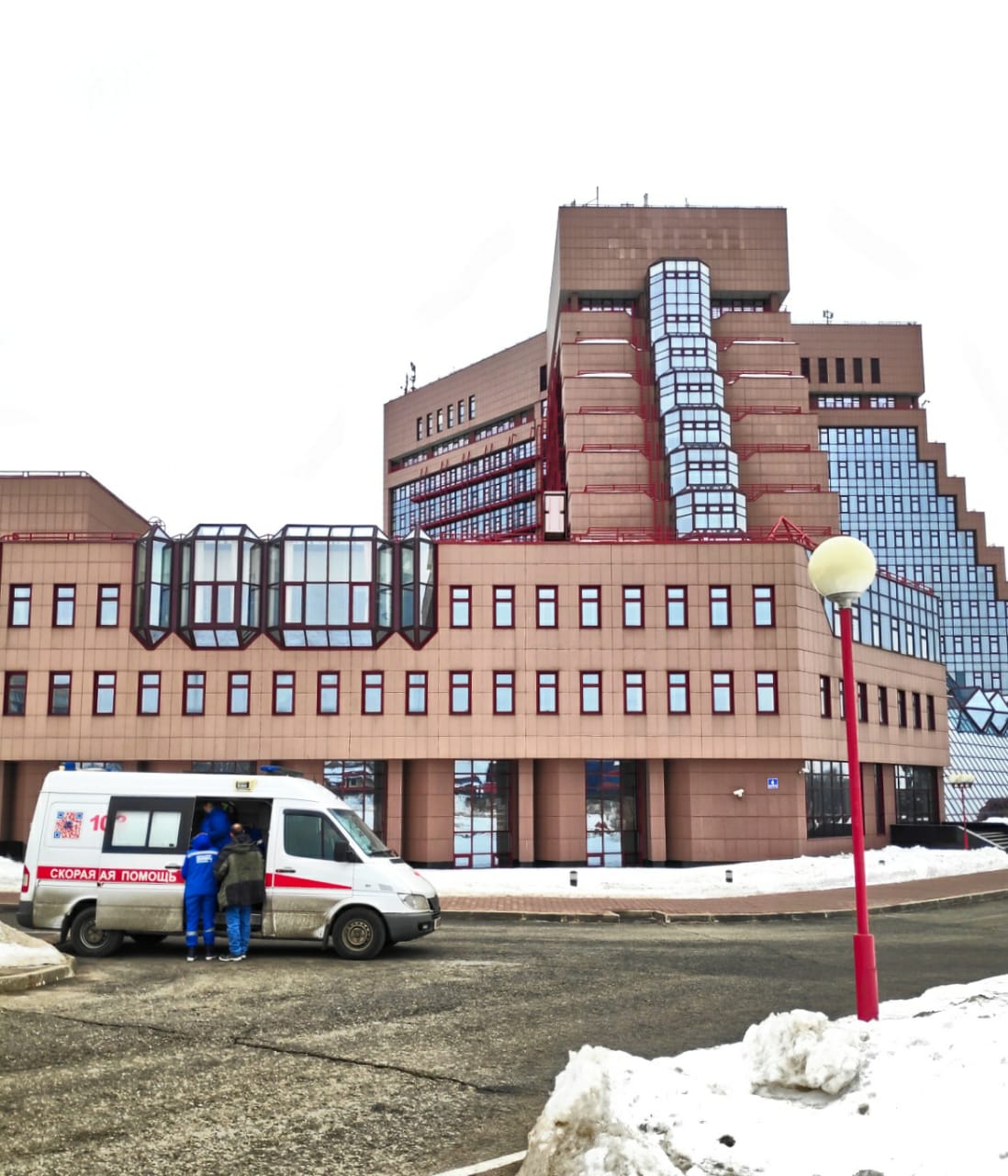 Экипаж санитарного вертолёта Московского авиационного центра вылетел по вызову в ТиНАО