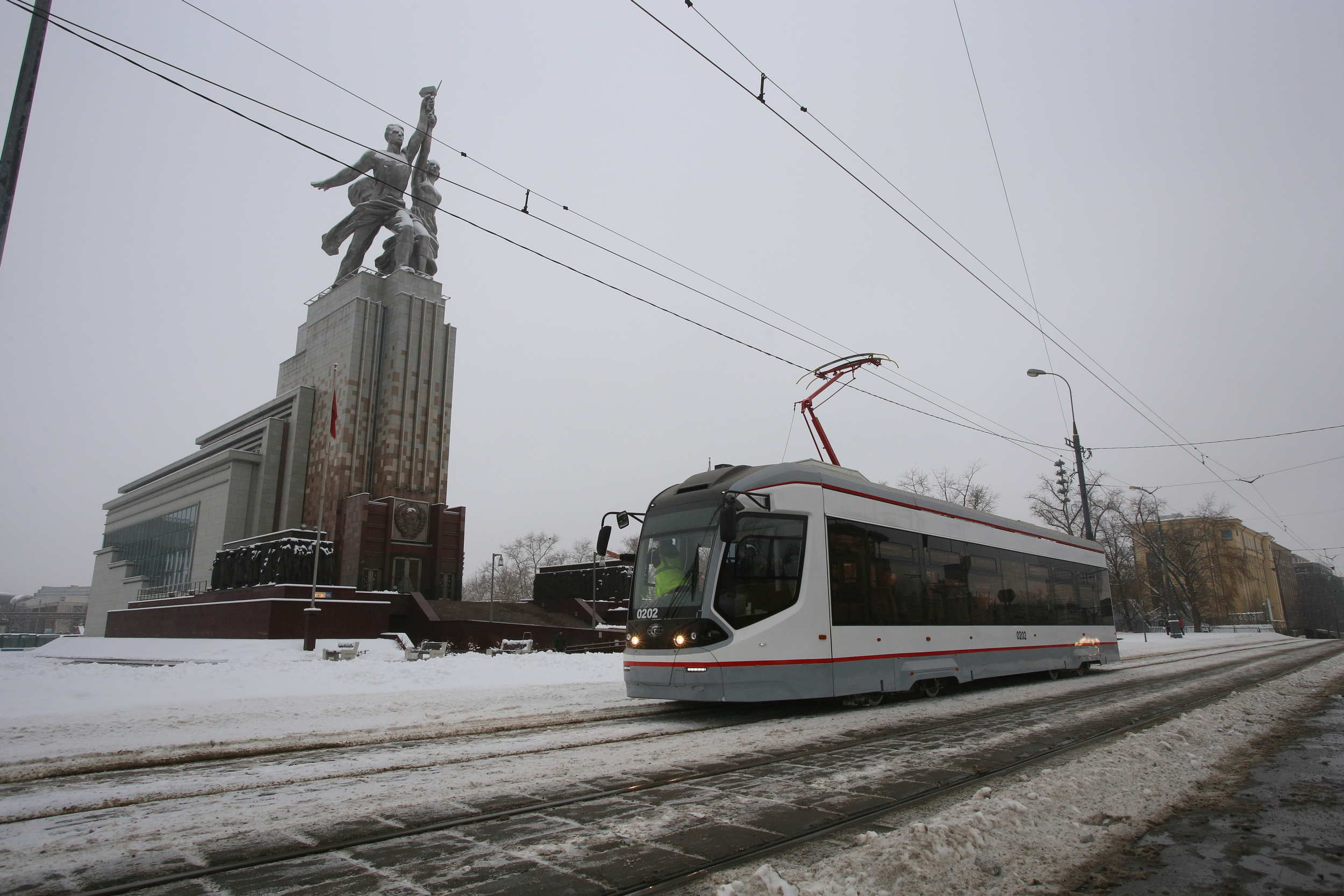 Первый беспилотный трамвай испытают на улицах Москвы
