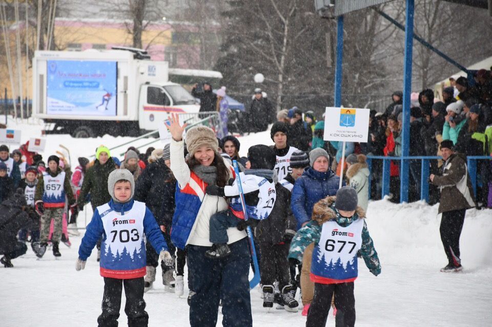 Более 300 конькобежцев встретились в Московском