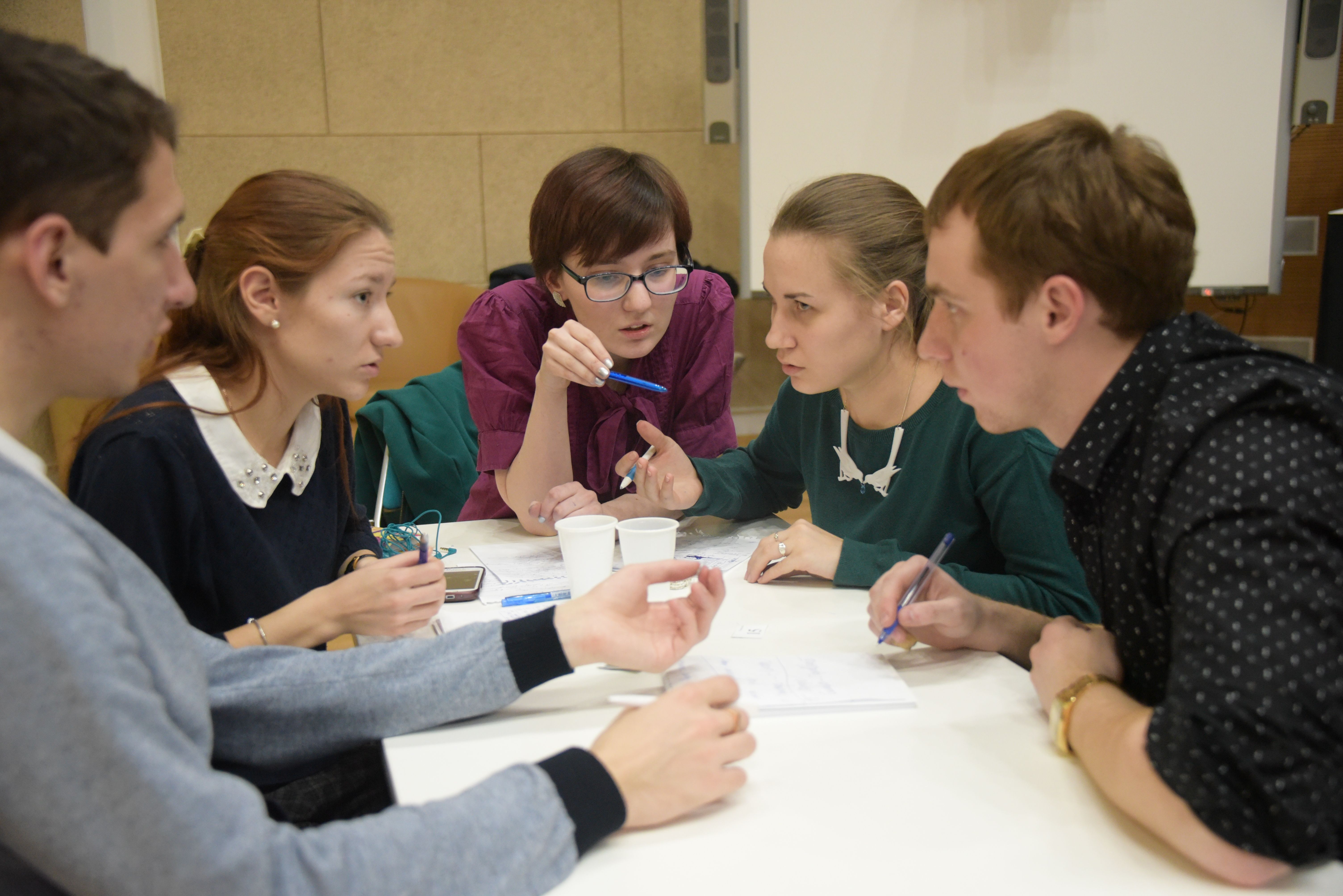 Активисты из Десеновского рассказали об особенностях работы в Молодежной палате