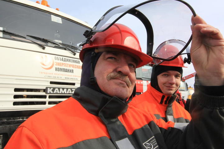 Спасатели провели учения по предотвращению последствий половодья в Кленовском