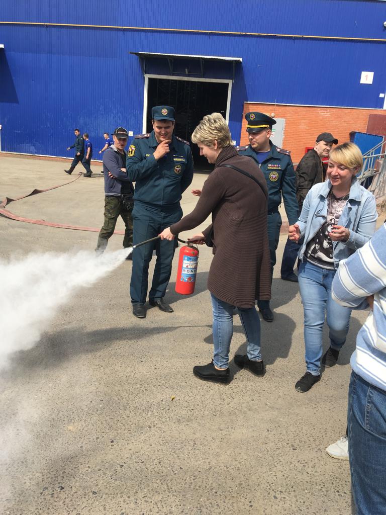 Пожарно-тактические учения провели огнеборцы Новой Москвы