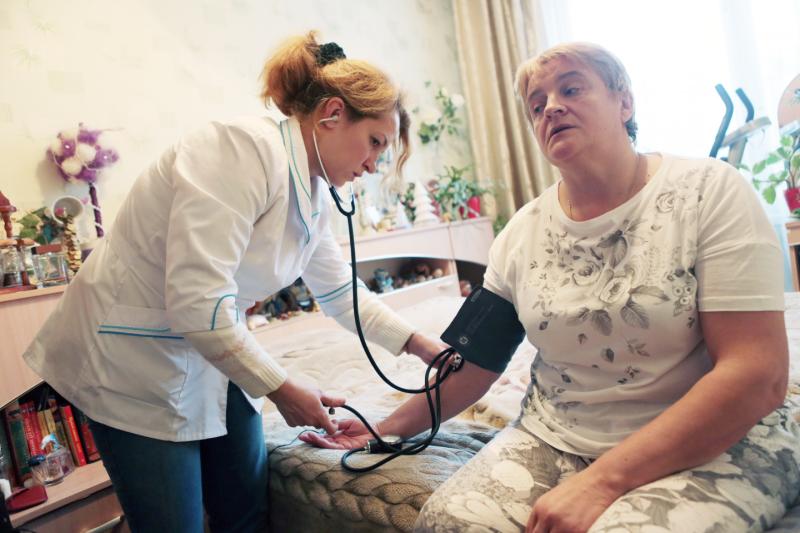 Медицинскую помощь на дому получили шесть миллионов пациентов. Фото: архив, «Вечерняя Москва»