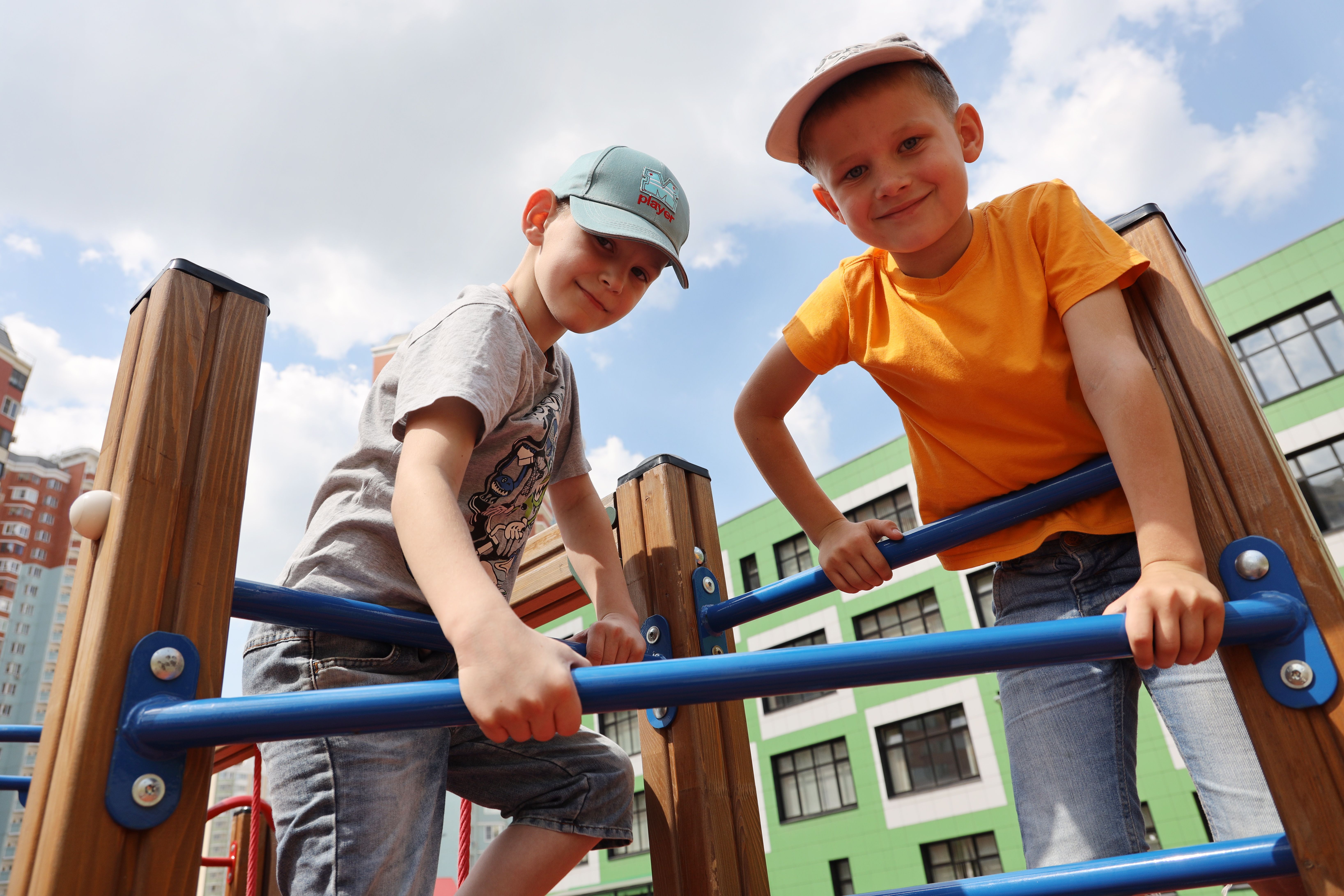 В рамках программы «Мой район» будут отремонтированы детские и спортивные площадки. Фото: Павел Волков, «Вечерняя Москва» 