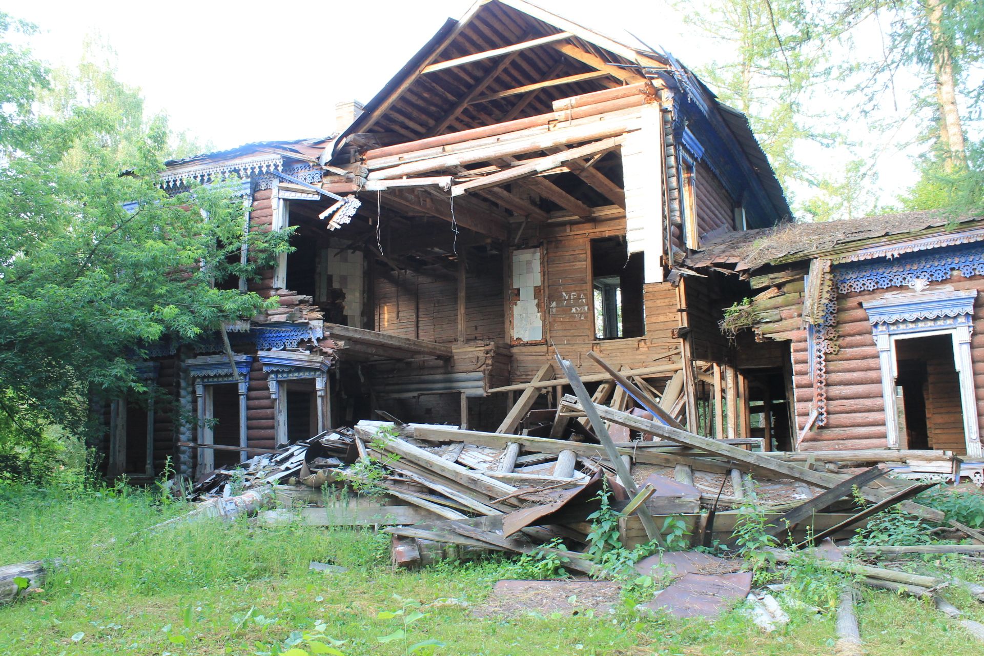 Усадьба Бергов: Дом миллионера в поселении Первомайское