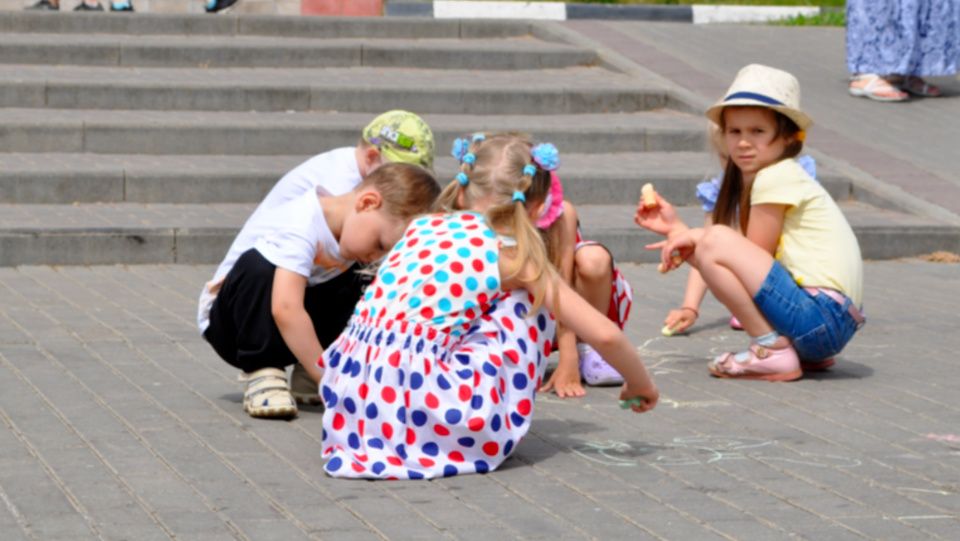 Детский праздник провели в поселке Щапово