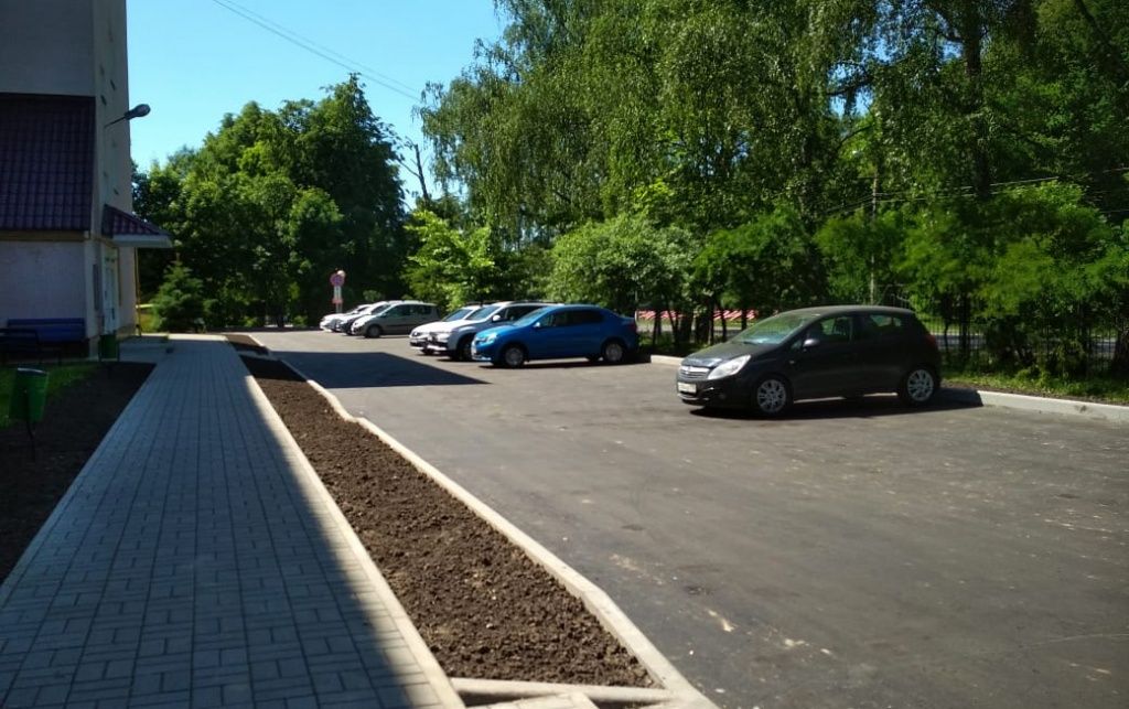 Парковки и тротуары обустроят в Краснопахорском