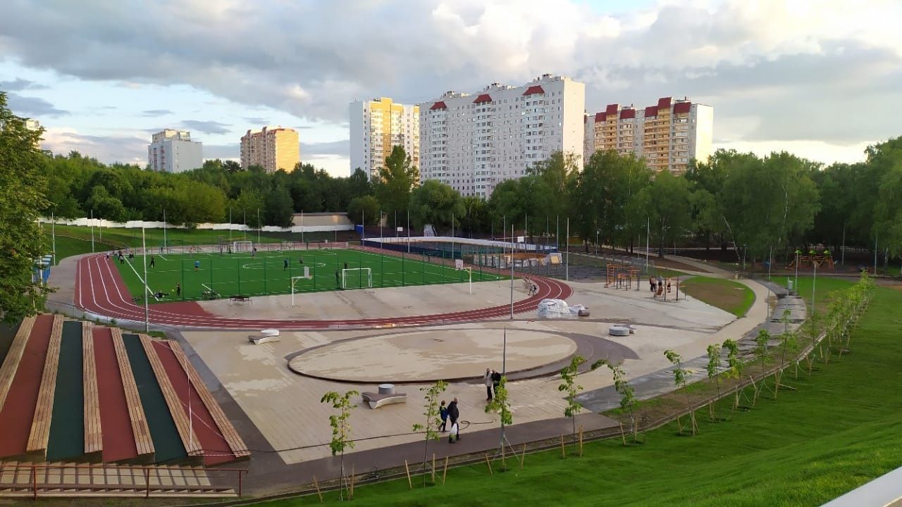 4 июля 2019 года. Территория парка преображается с каждым днем. Фото: Владимир Смоляков