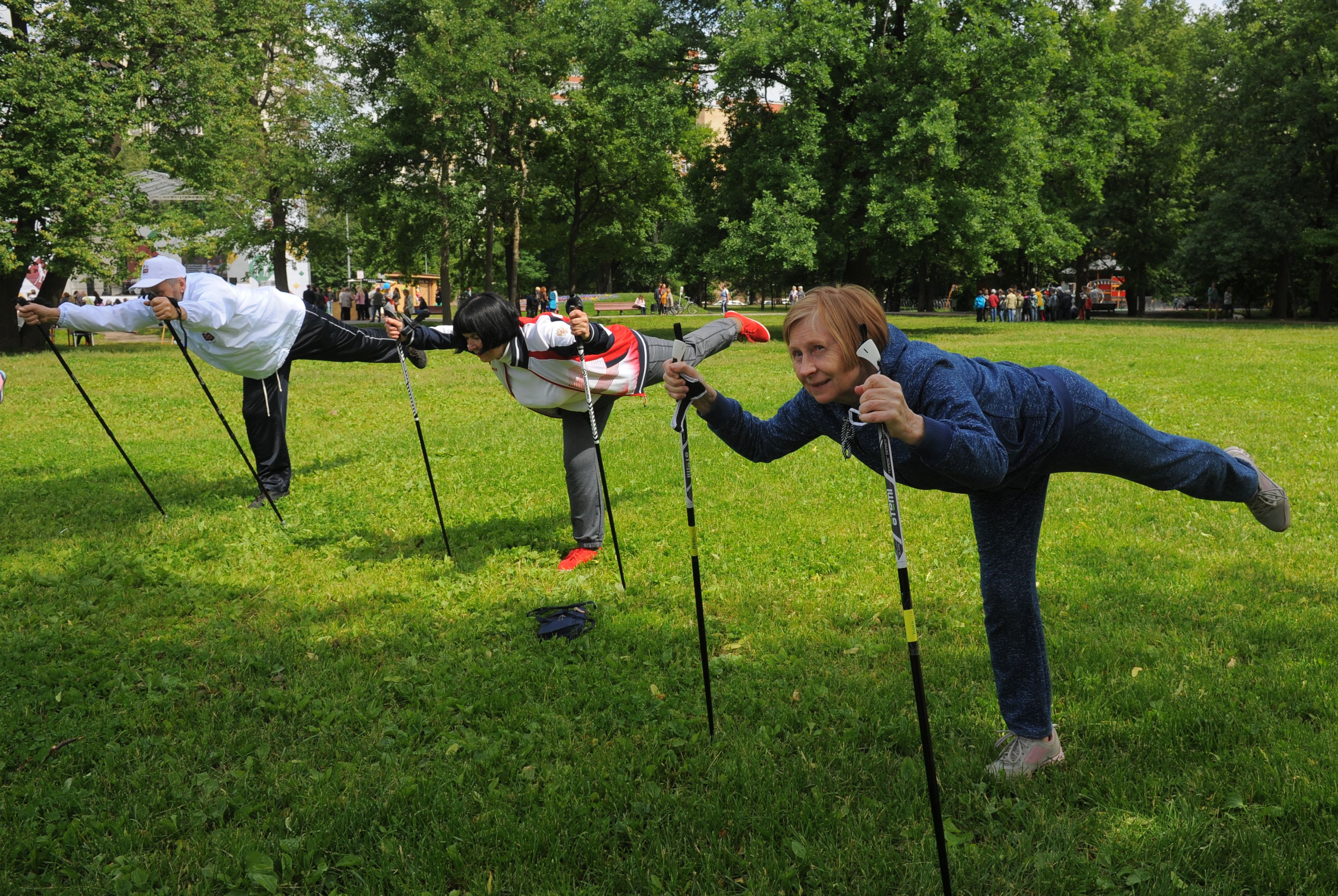 Жительницы «серебряного» возраста Вороновского поучаствуют в спортивном фестивале