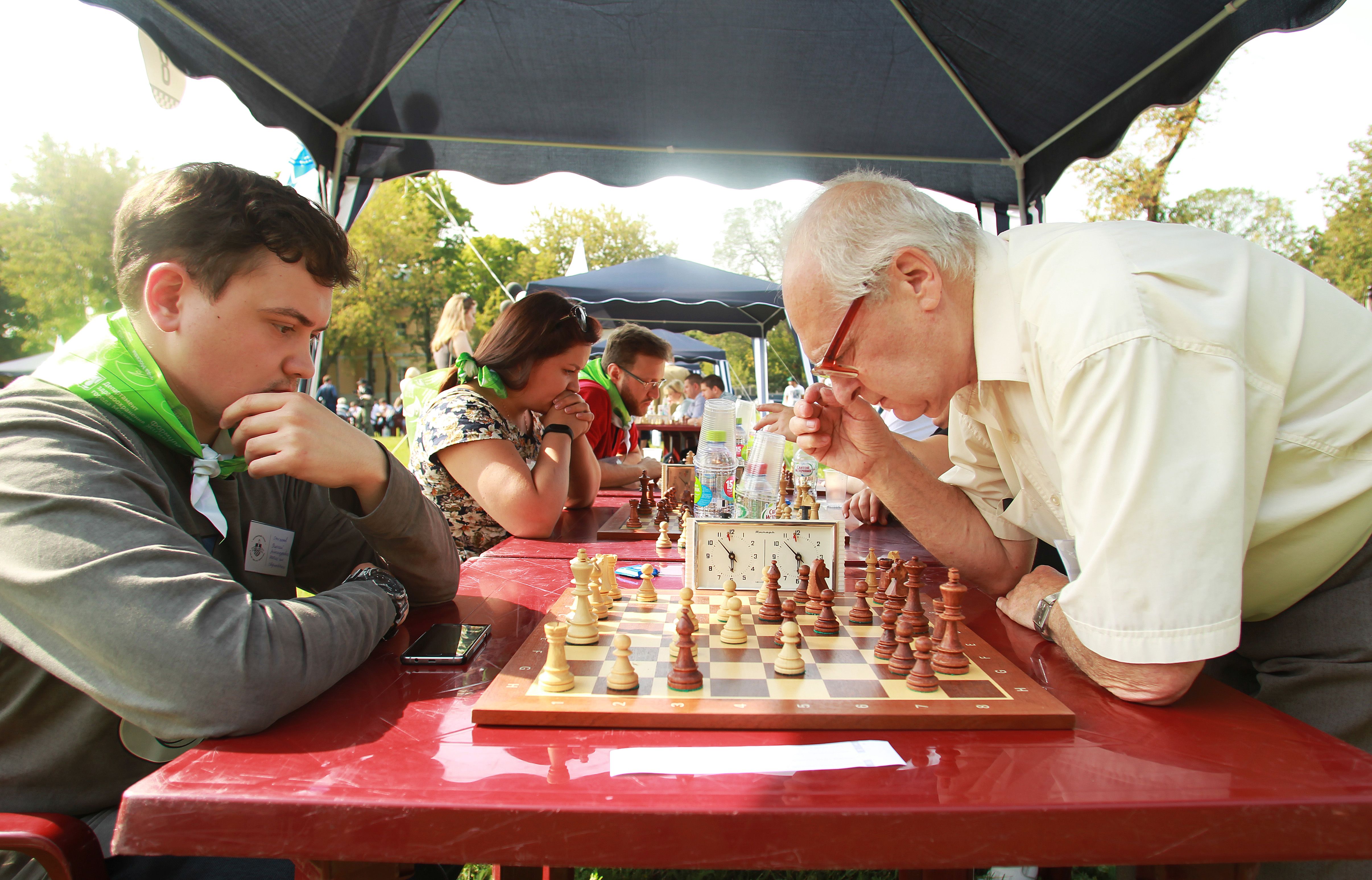 Отпраздновать День шахмат на ВДНХ пришли 60 тысяч человек