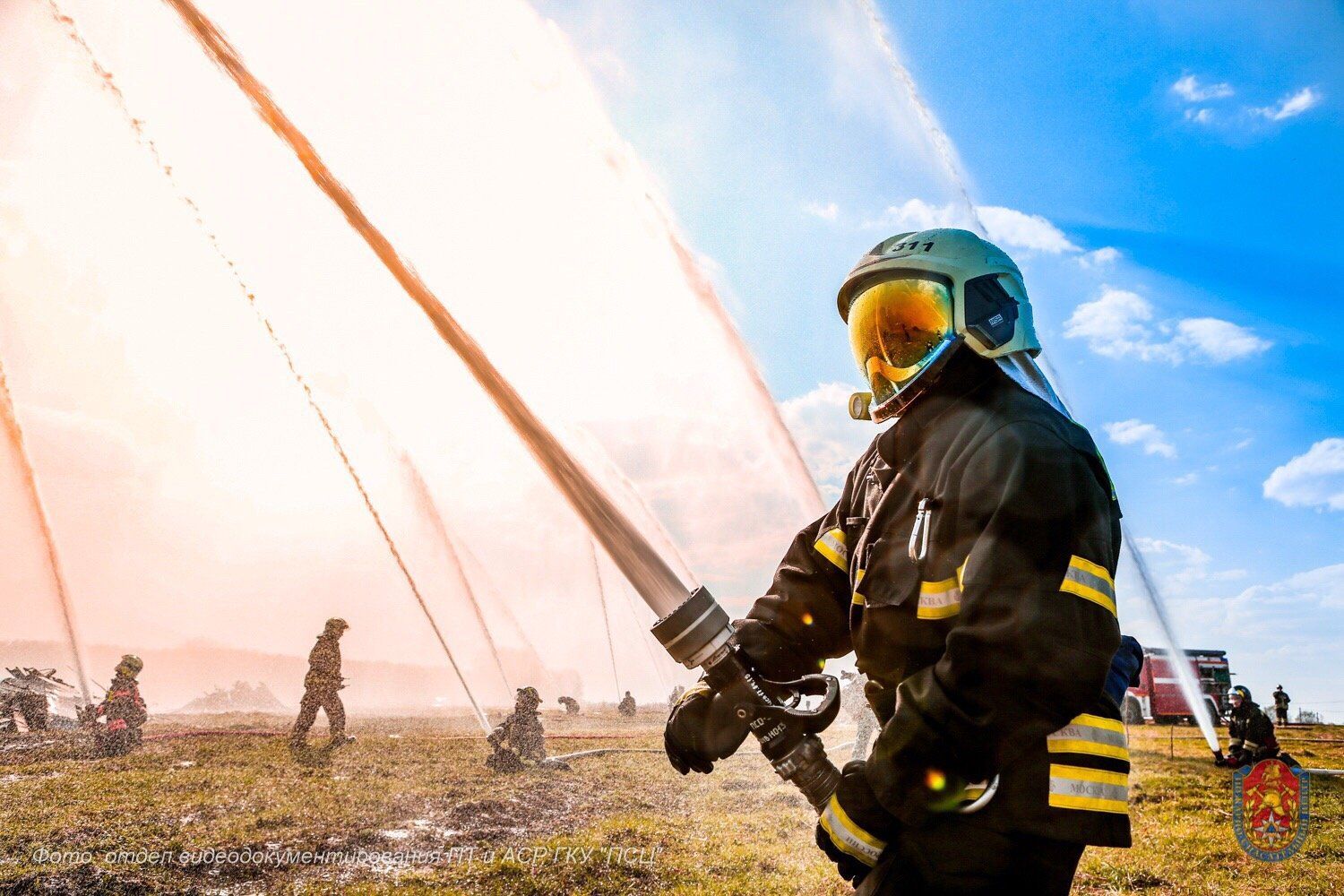 За первое полугодие московские пожарные и спасатели в столице спасли 96 человек. Фото: пресс-служба Управления по ТиНАО Департамента ГОЧсиПБ