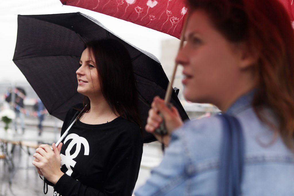 Москвичей предупредили о дождливой погоде в выходные дни 