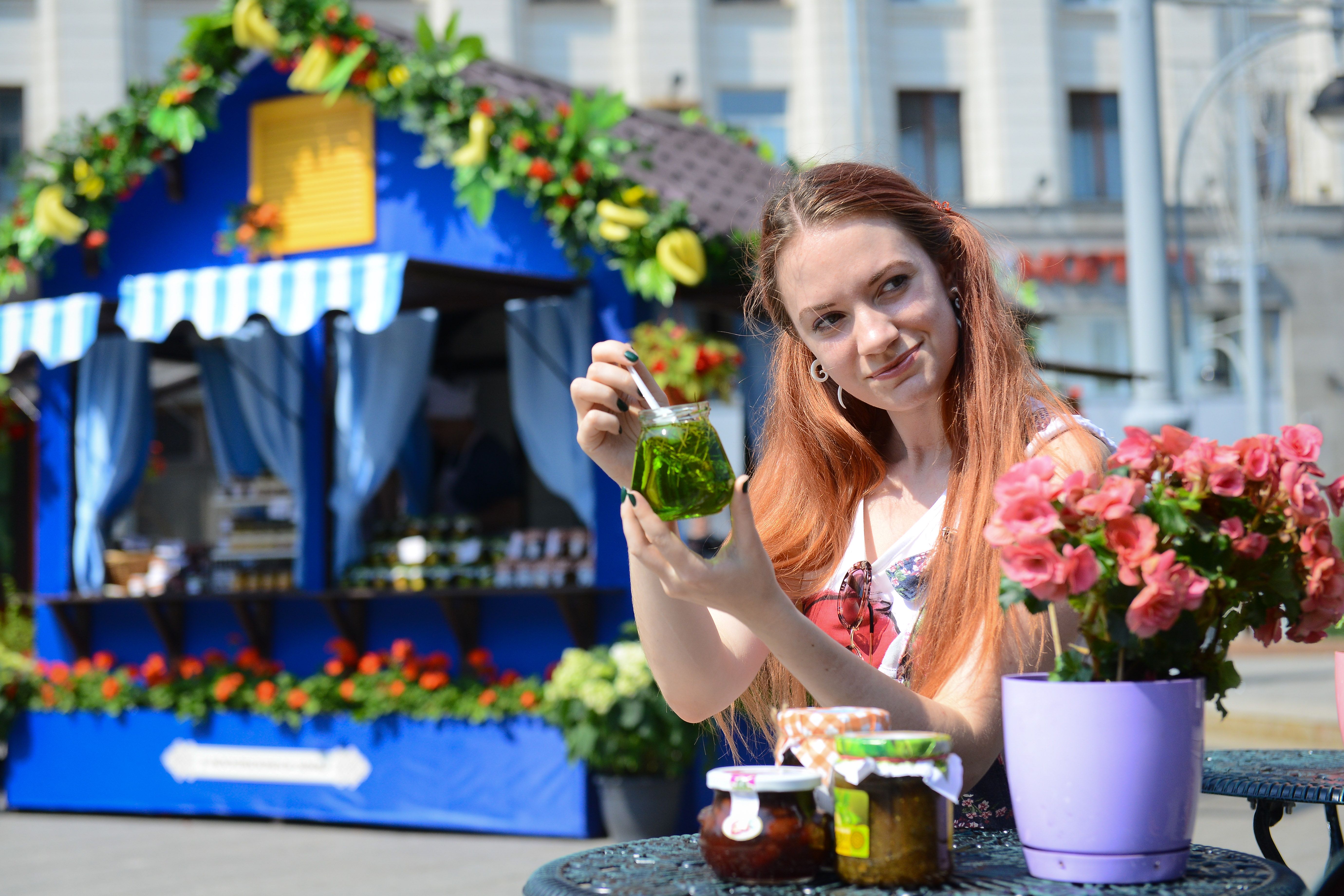 Баттл варенья стартовал на фестивале «Цветочный джем» в Москве