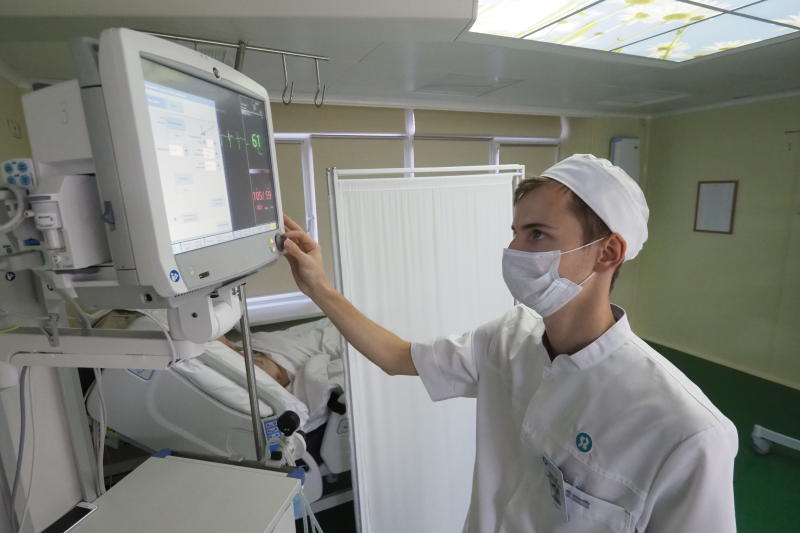 В поликлиниках Москвы обновят томографы и рентгеновские аппараты
