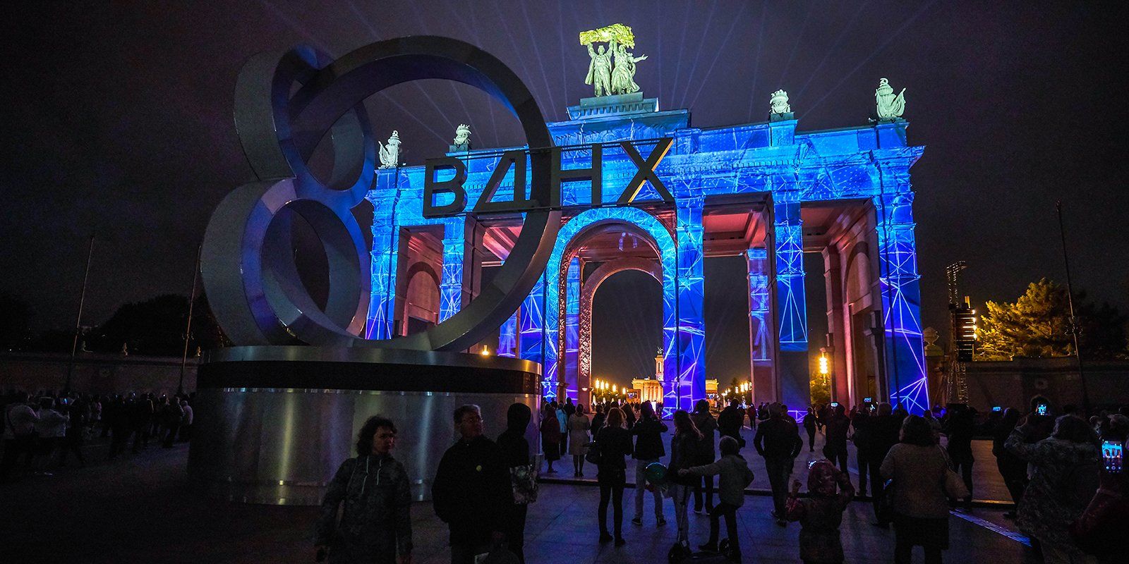На территории выставки пройдет световое шоу. Фото: сайт мэра Москвы
