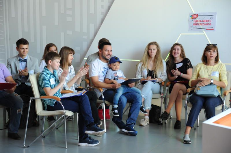 Программу «Счастливы вместе» организуют представители Молодежной местной палаты Филимонковского