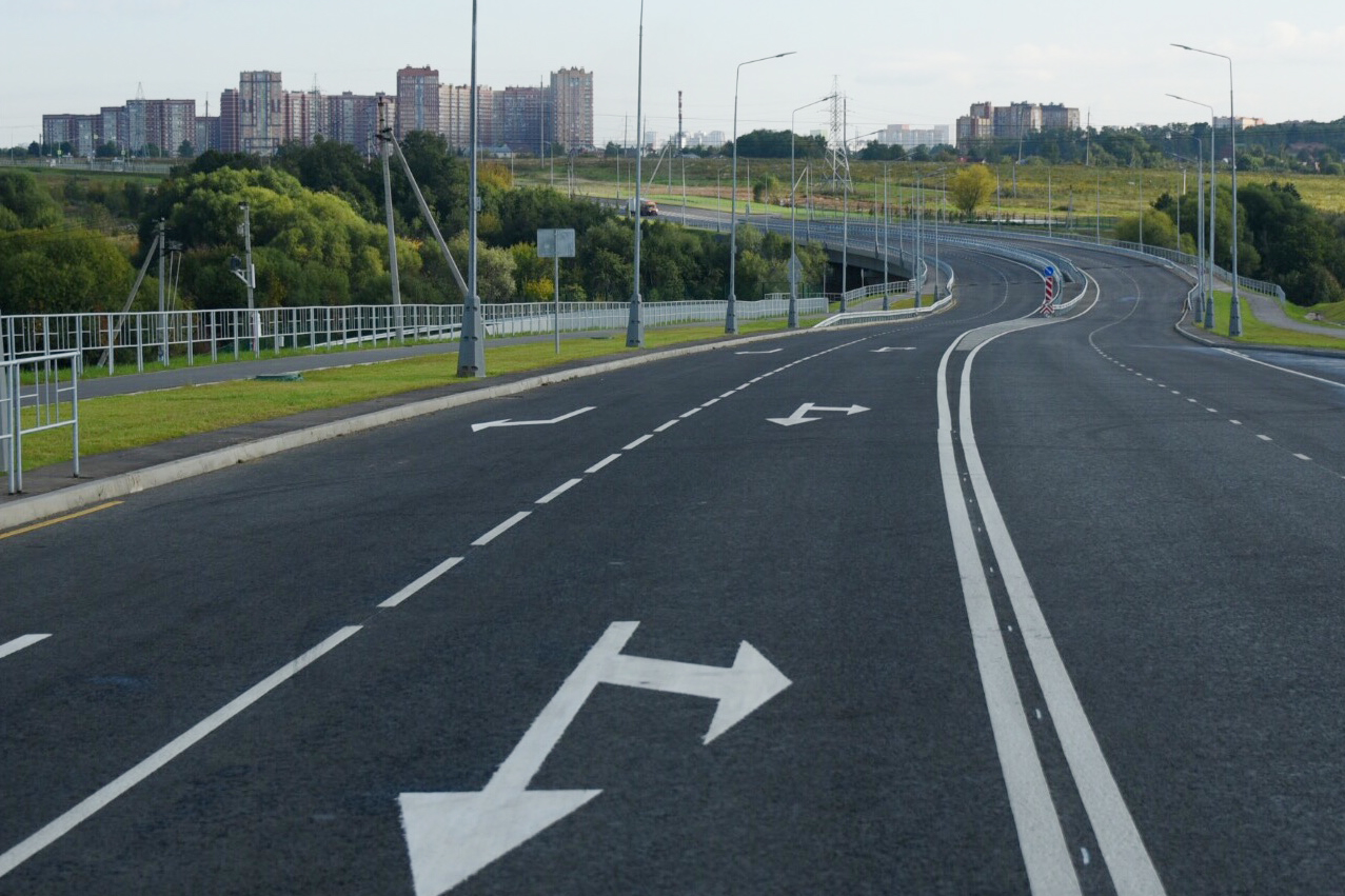 Более 70 километров дорог построили и реконструировали в Москве с начала года