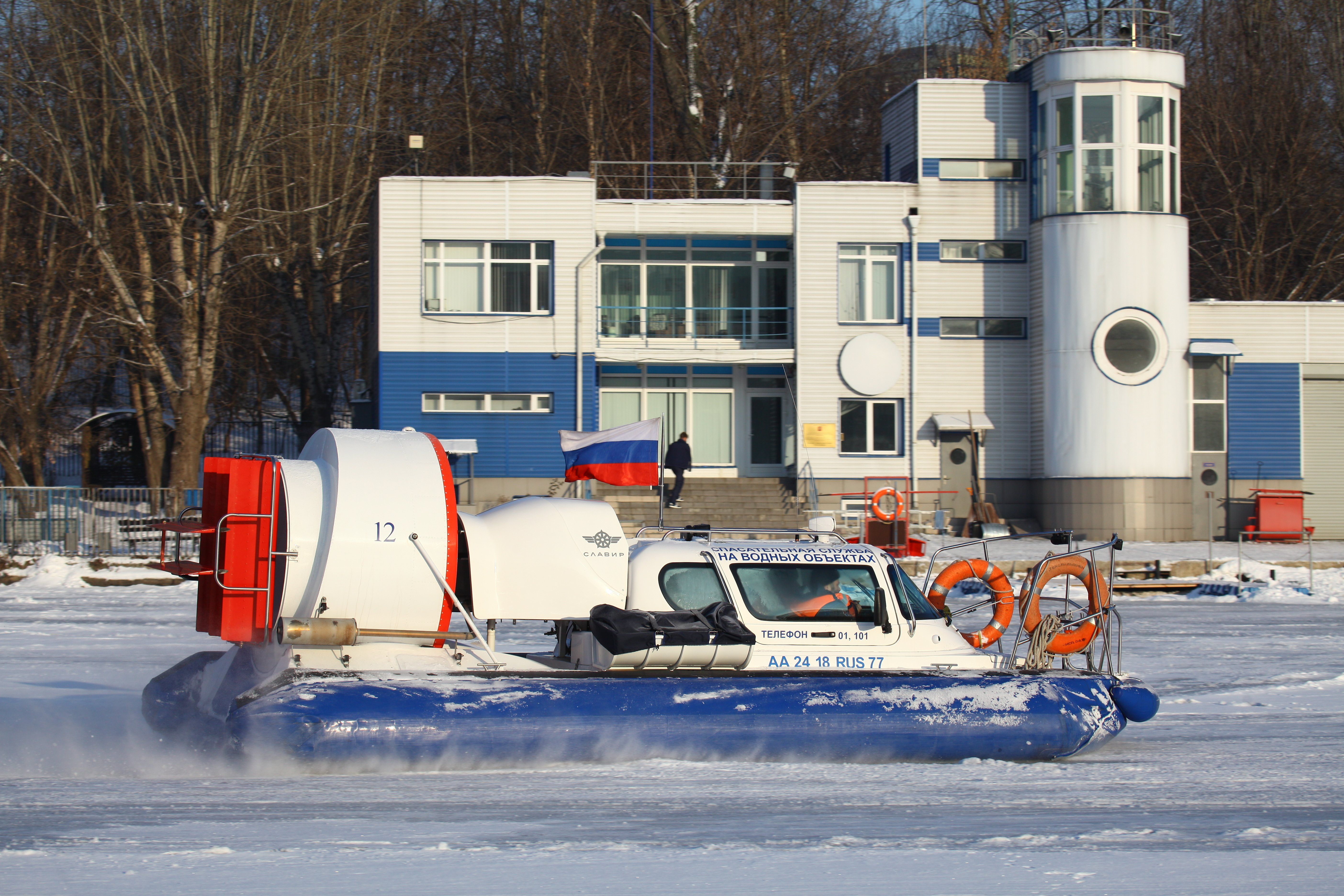 Водные спасатели города Москвы готовятся к зимнему периоду. Фото: пресс-служба Управления по ТиНАО Департамента ГОЧСиПБ