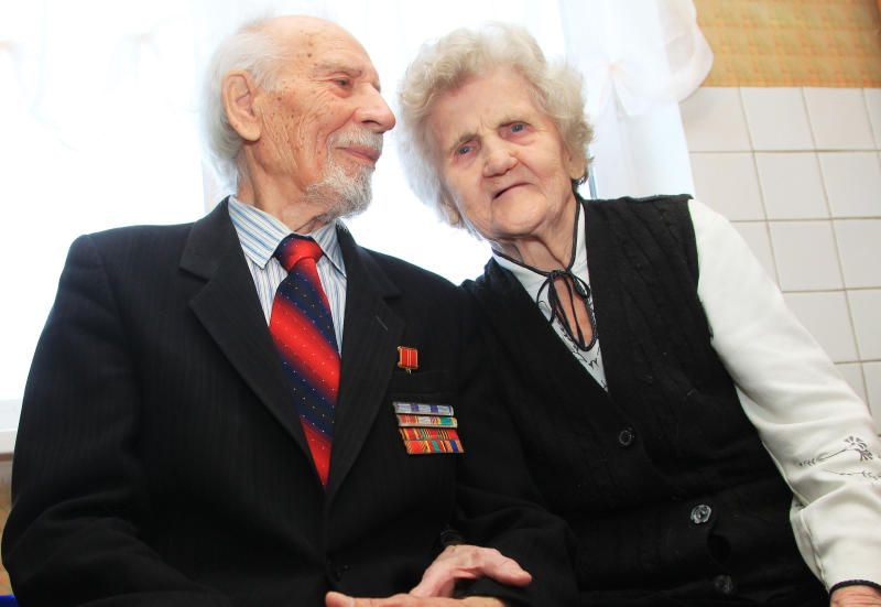 В Москве наградили пары, прожившие в браке 50 лет и более. Фото: архив