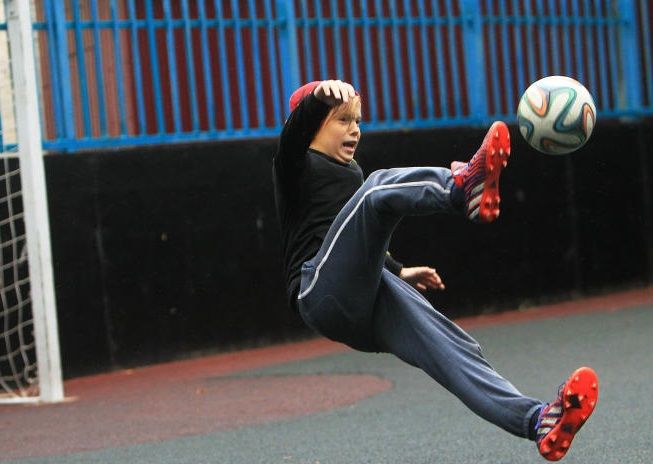 Турнир по мини-футболу стартовал в Марушкинском