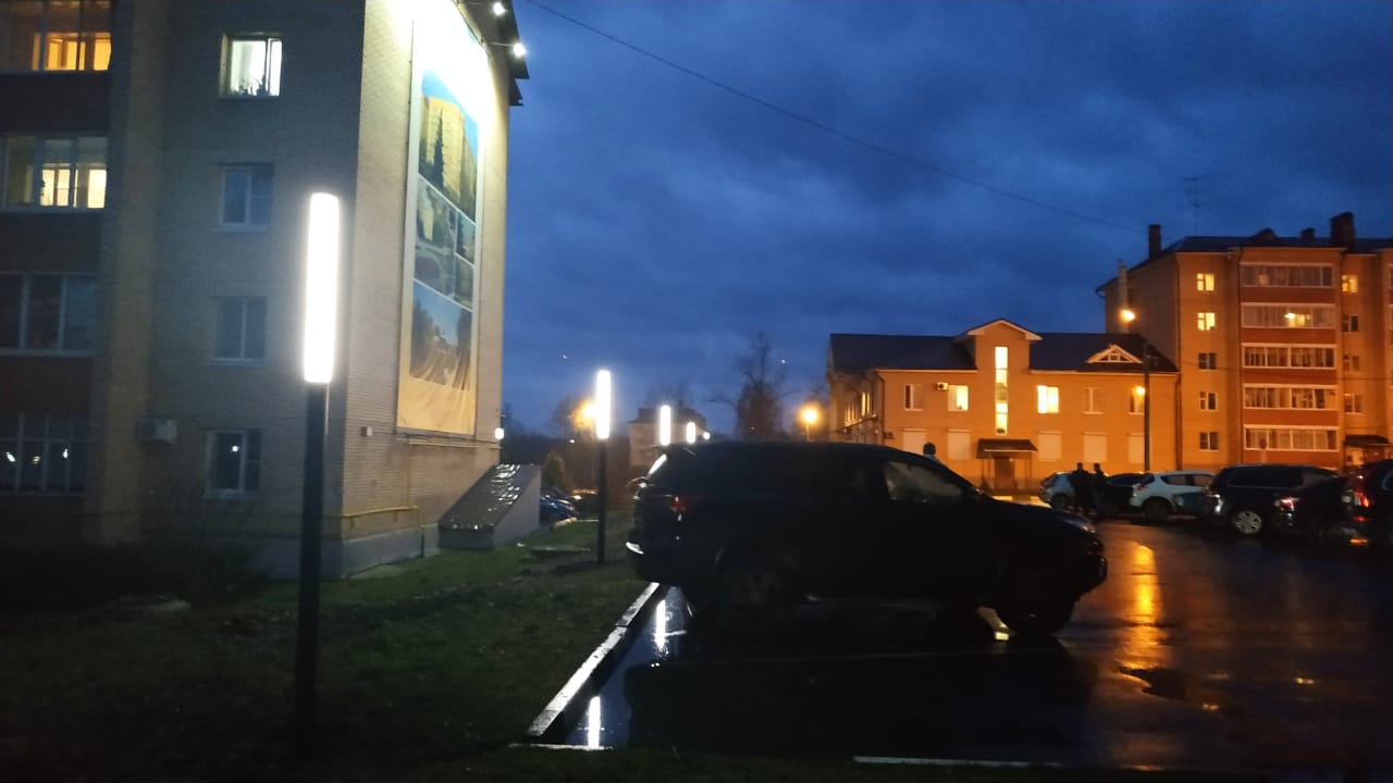 Светодиодные фонари установили в Щаповском. Фото предоставили сотрудники администрации