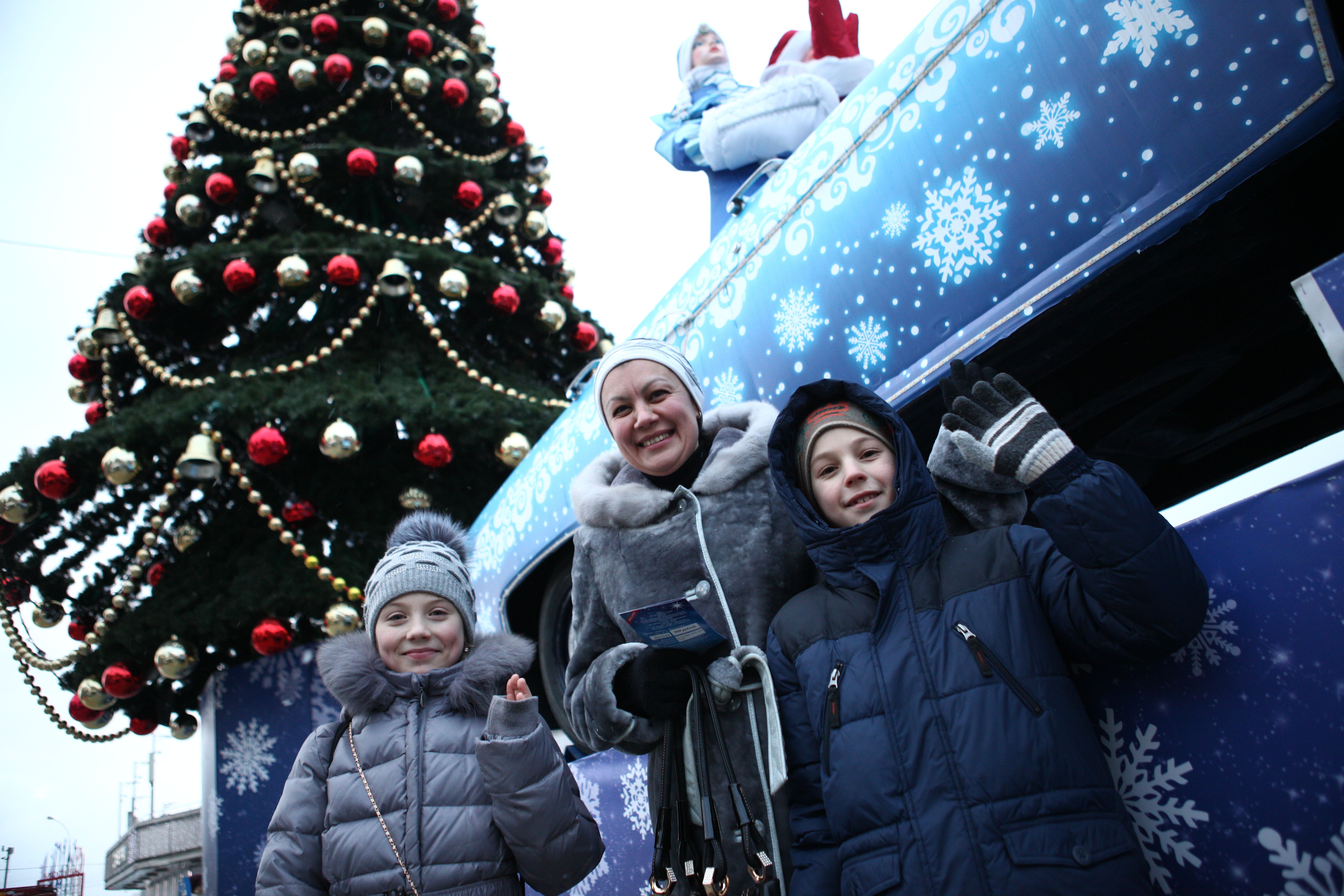Активным москвичам подарят билеты на новогодние представления
