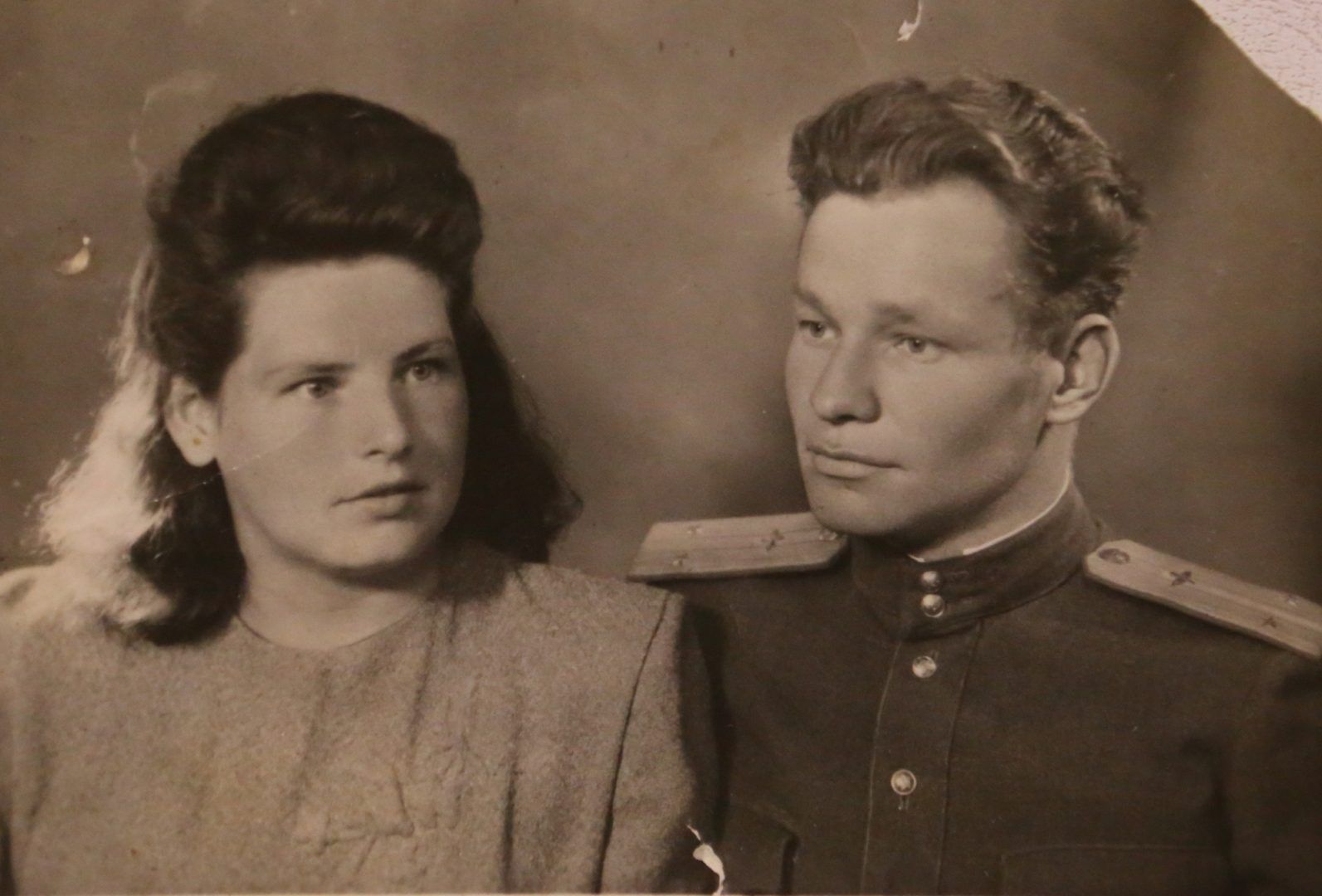 1950 год. Родители Николая Екатерина Григорьевна и Михаил Васильевич Миковы. Фото из личного архива