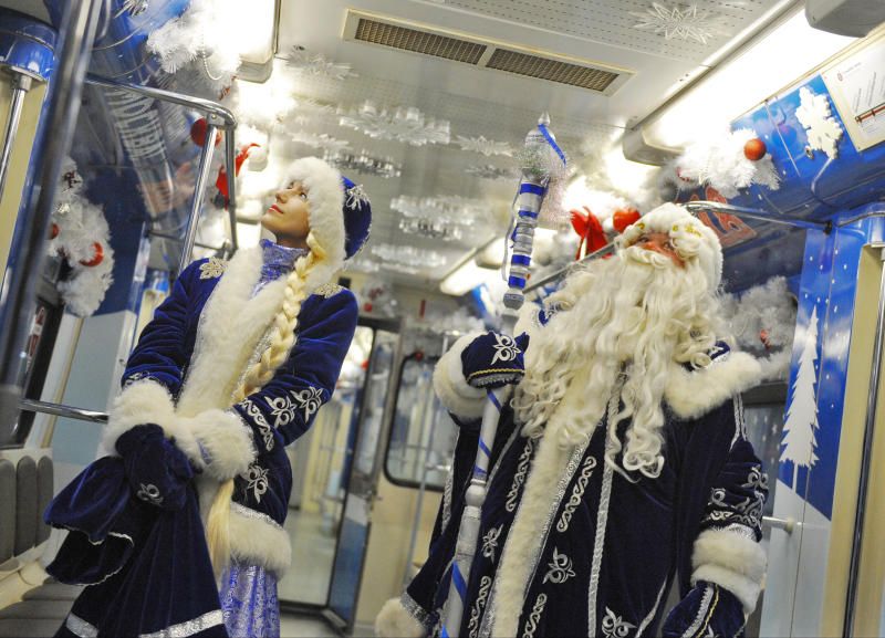 Транспорт Москвы будет работать бесплатно в новогоднюю ночь. Фото: Александр Кожохин