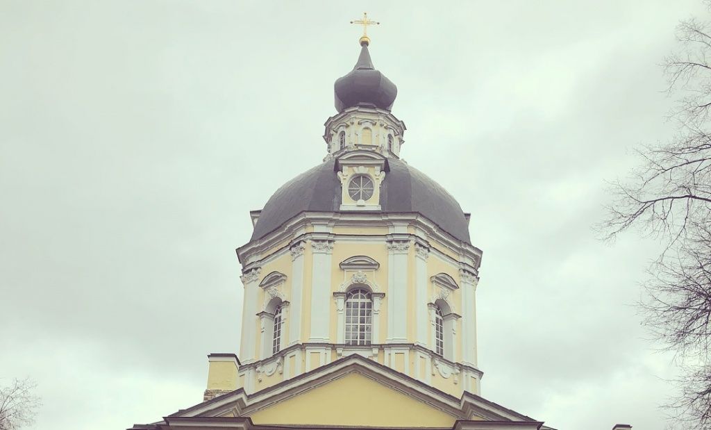 Новые окна установят в храме Вороновского