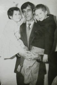 1985 год, город Ашхабад. Александр с дочкой Инной и сыном Германом. Фото из личного архива