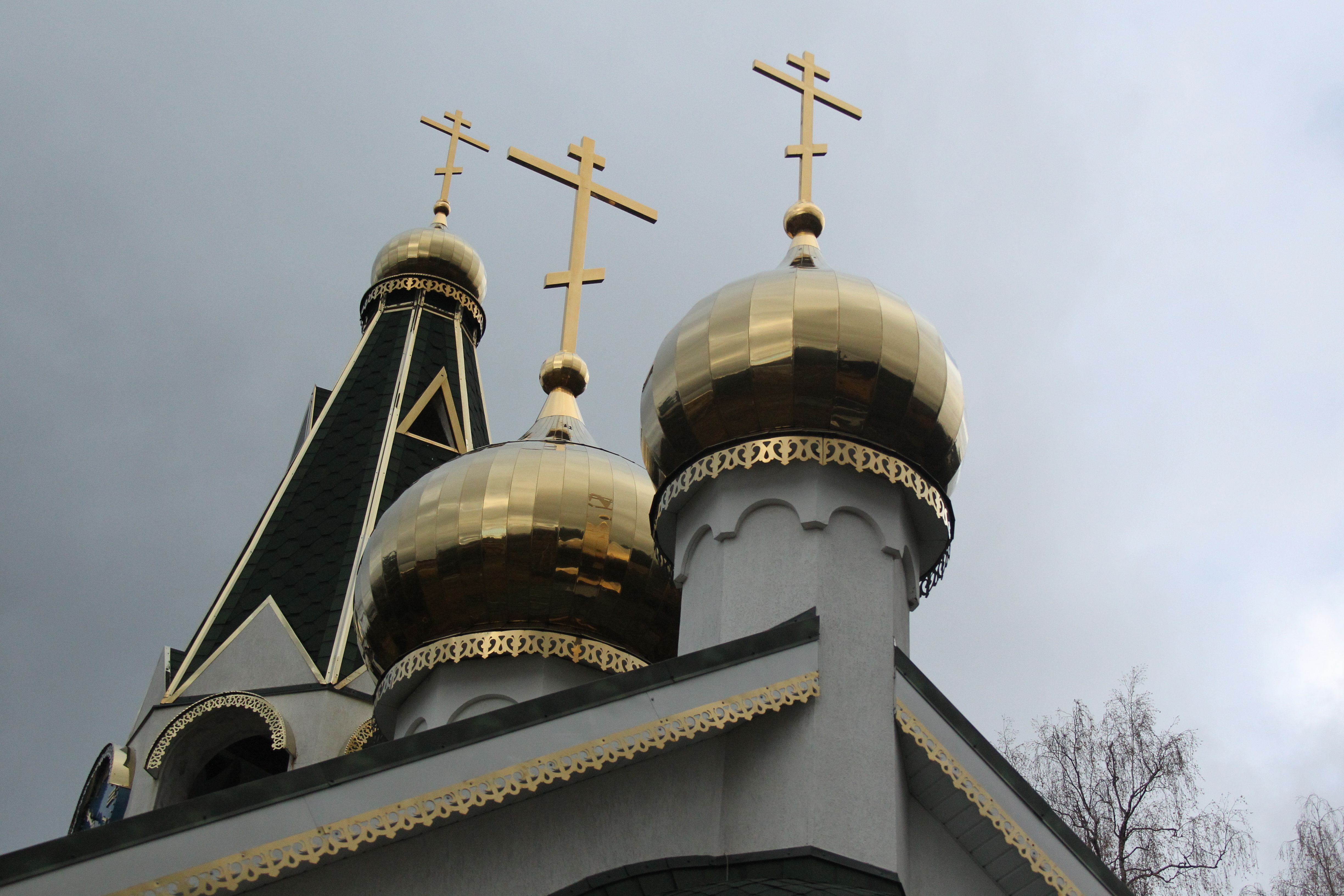 Около ста храмов построят в Москве за десять лет