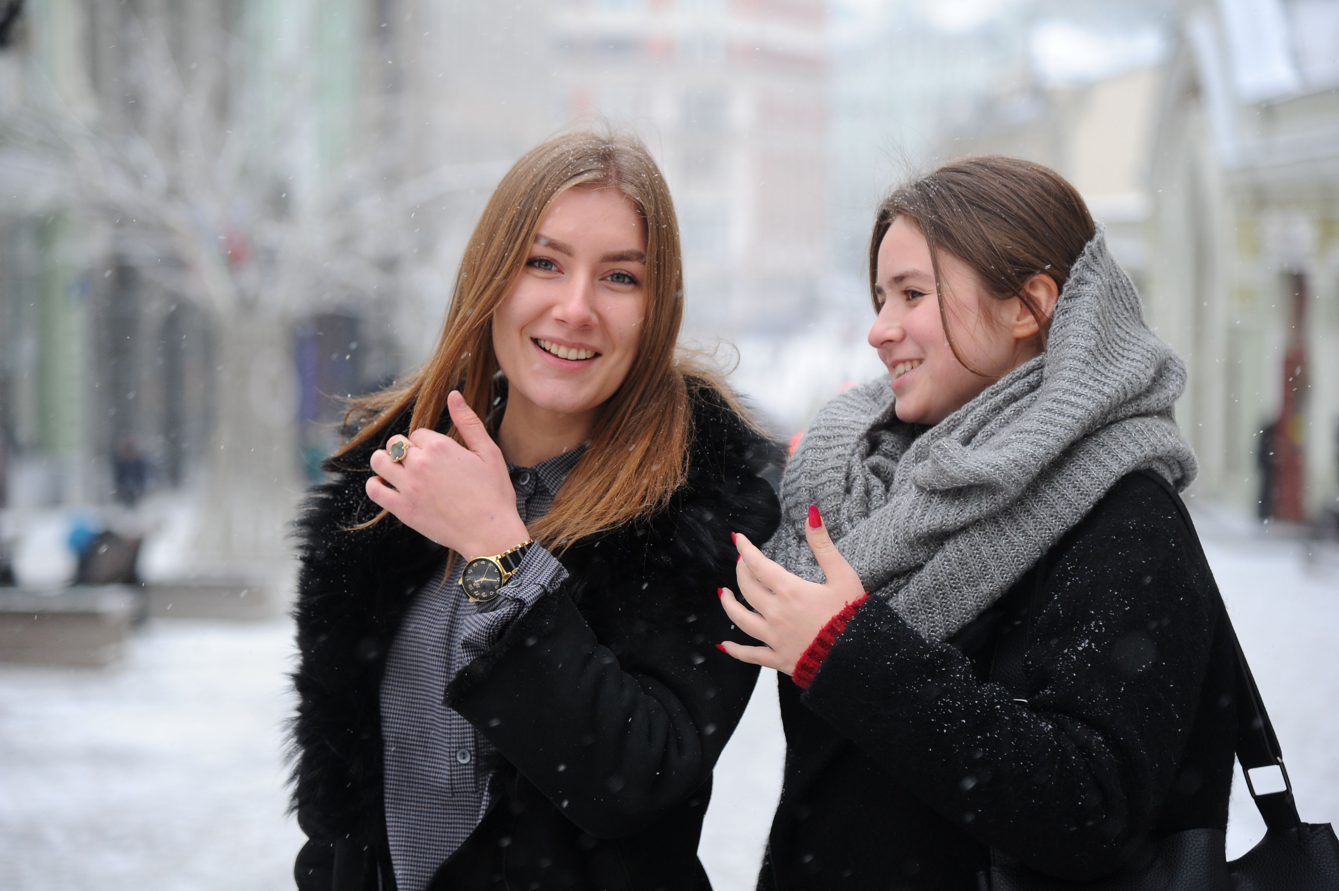 Синоптики пообещали москвичам теплую и снежную погоду