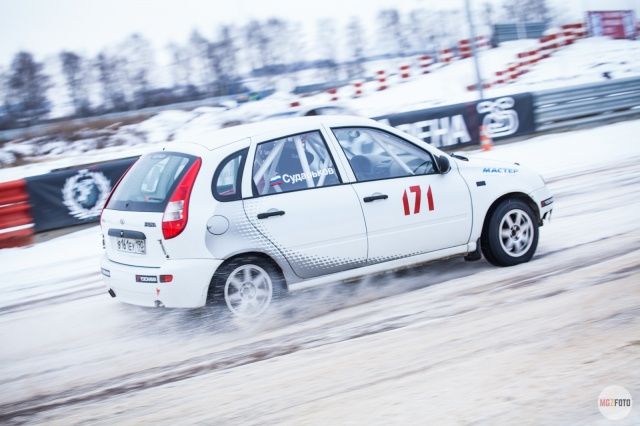Первый этап Чемпионата Москвы по автомобильному кроссу состоялся в Щаповском