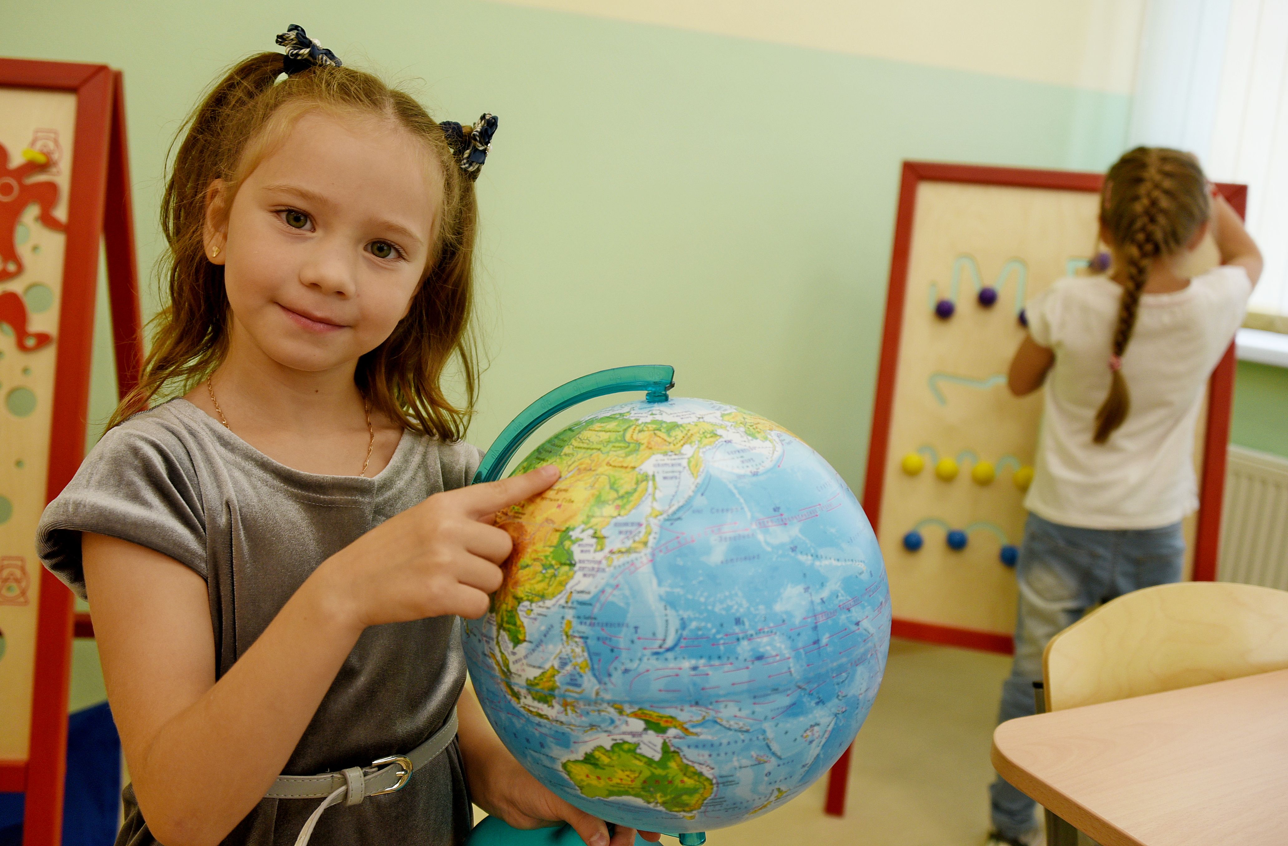 Современную школу на 1500 учеников ввели в эксплуатацию в Московском