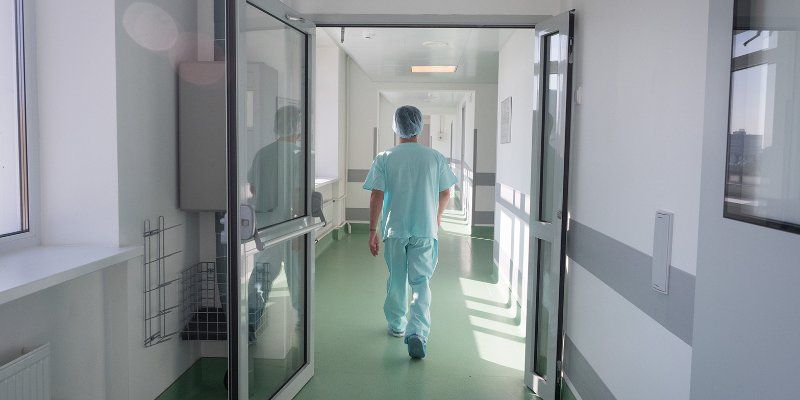 Еще 12 человек с подозрением на COVID-19 поступили в медцентр в Вороновском