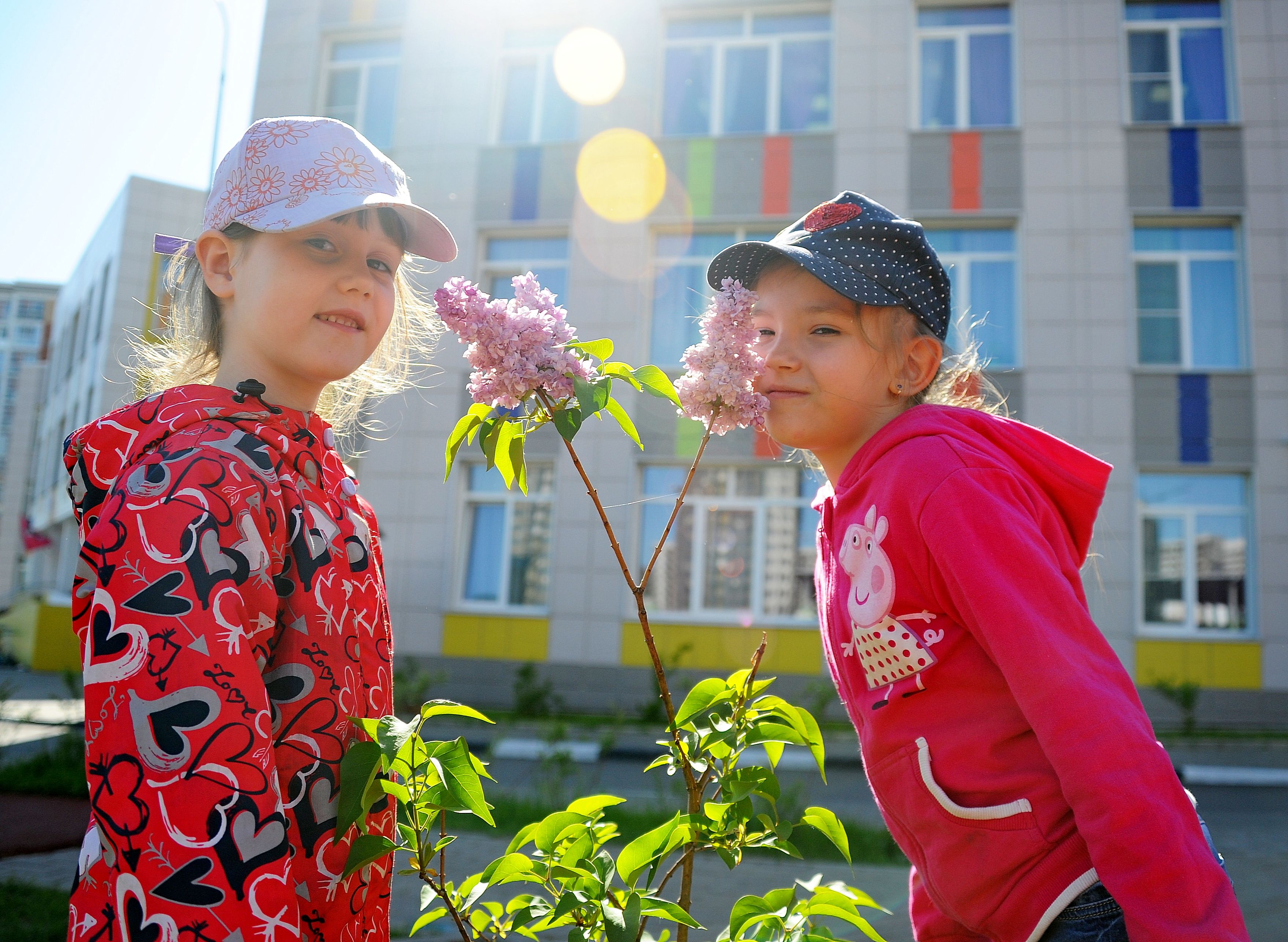 Детские сады Москвы продолжат работать летом в ограниченном режиме. Фото: Александр Кожохин