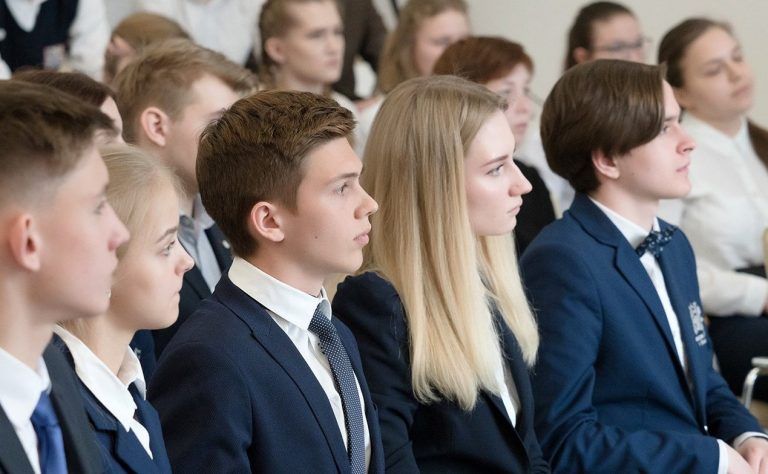 Ученики Троицкой гимназии подготовили видео к 117-летию со дня рождения Николая Пушкова