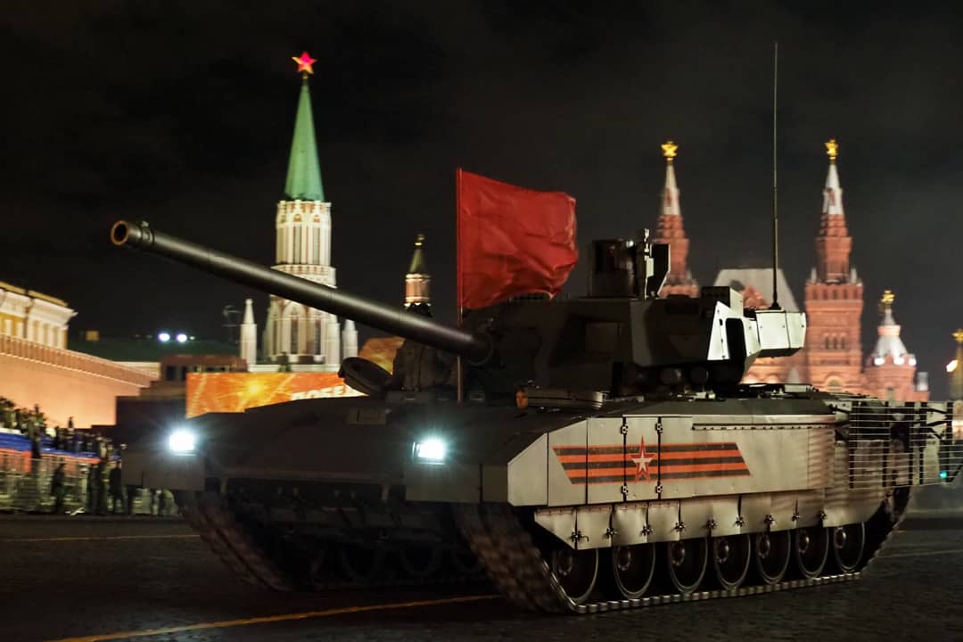 Ночную репетицию Парада Победы в Москве перенесли до середины июня