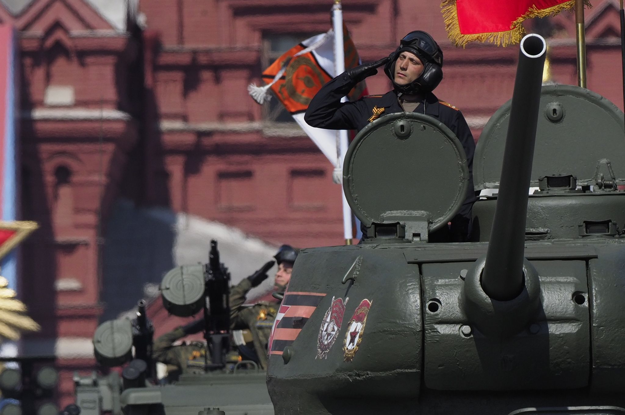 Москвичам пообещали комфортную погоду в день Парада Победы