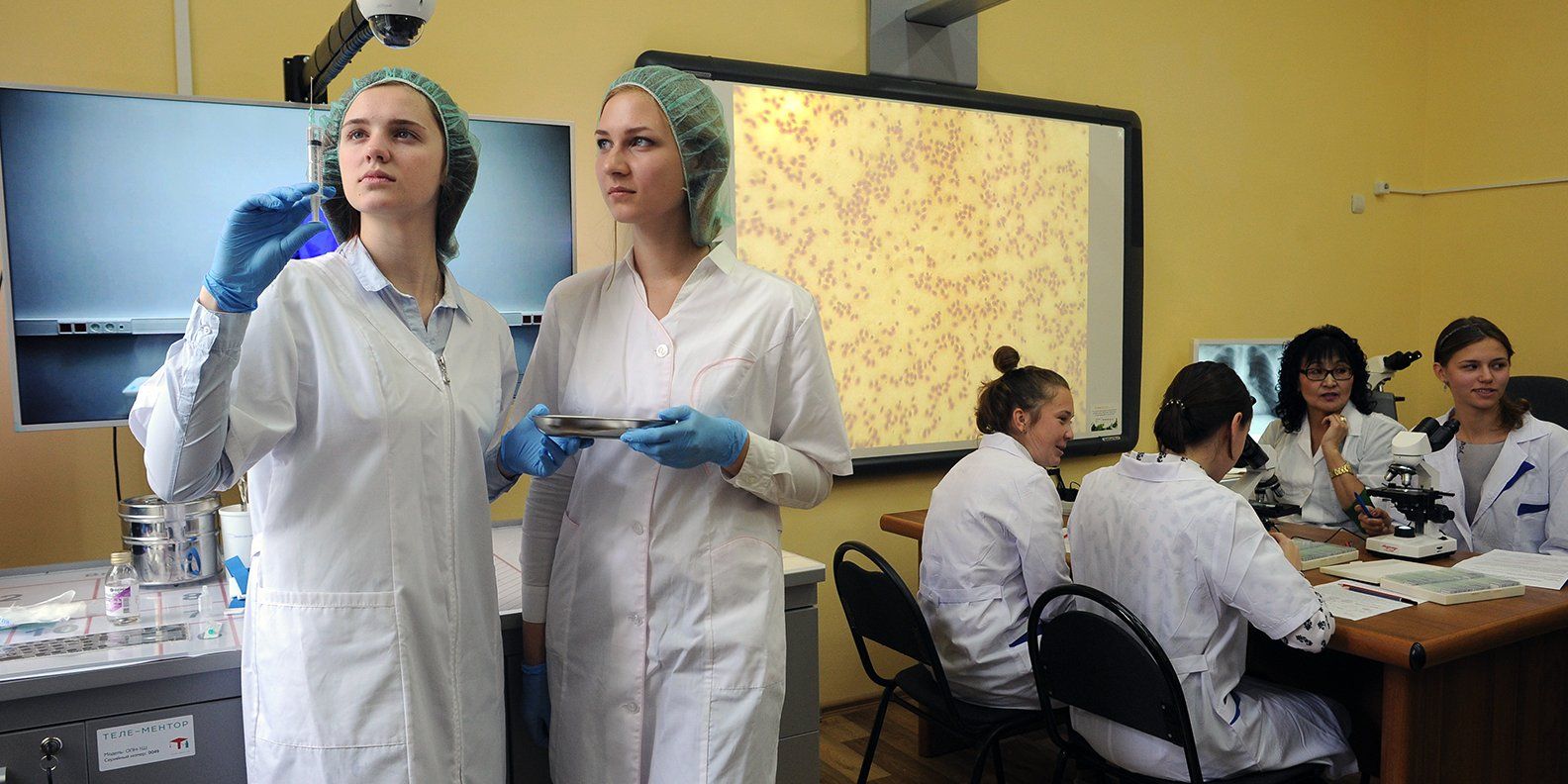 В Москве за пять лет число учеников медицинских классов увеличилось вдвое. Фото: сайт мэра Москвы
