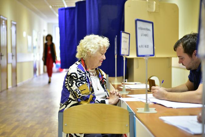 Голоса пытавшихся голосовать онлайн и очно москвичей учтут лишь единожды. Фото: сайт мэра Москвы