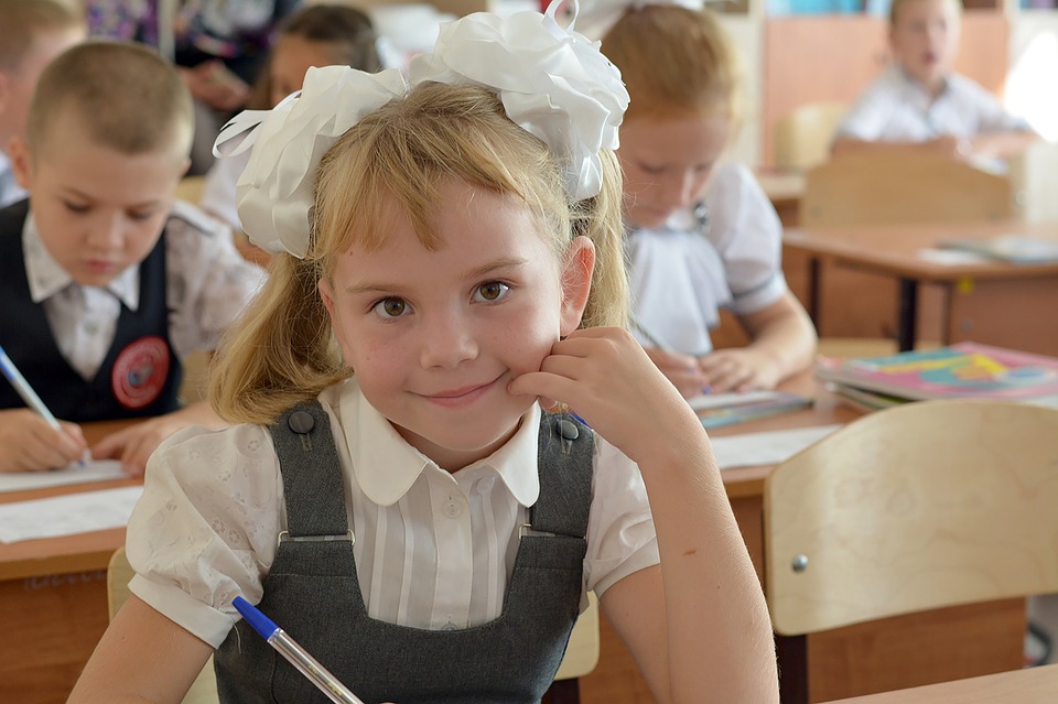 Татьяна Батышева отметила важную роль психологической подготовки детей перед началом учебного года. Фото: pixabay
